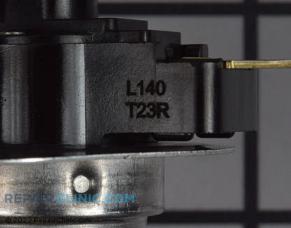 Limit Switch HH12HA142 Alternate Product View